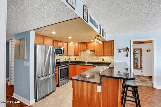 Building Photo - 2947 S Atlantic Ave