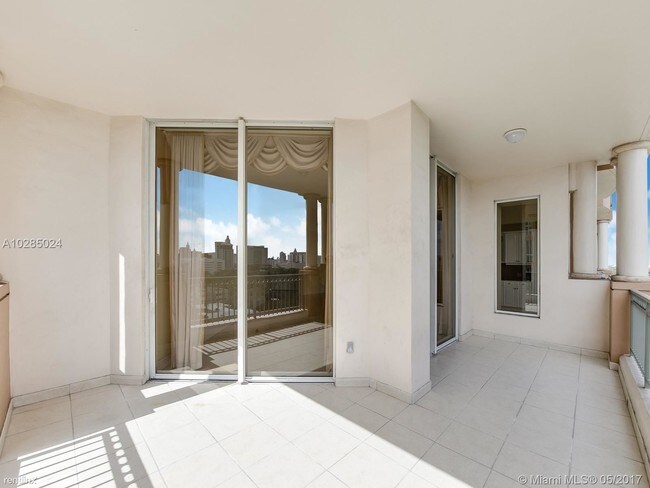 Building Photo - 626 Coral Way