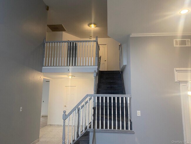 Foto del edificio - 723 Hungry Harbor Rd