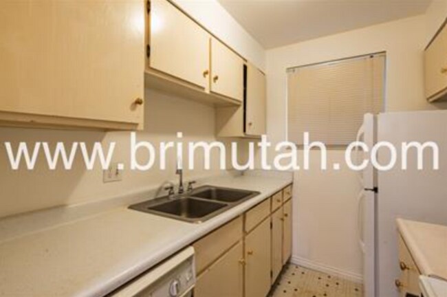 Foto del edificio - 1418-1426 S. 1100 E. - 5S