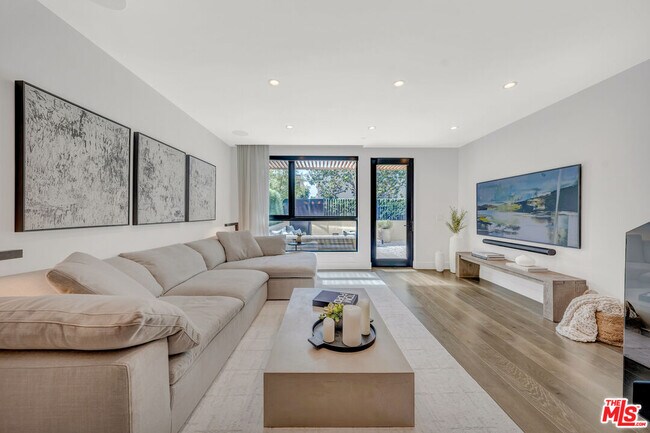 Foto del edificio - 724 Croft Ave