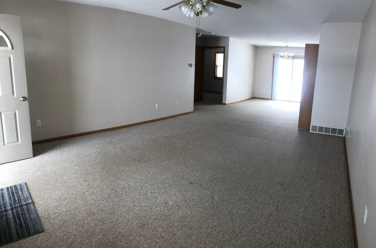 Foto principal - 514 4th Ave N