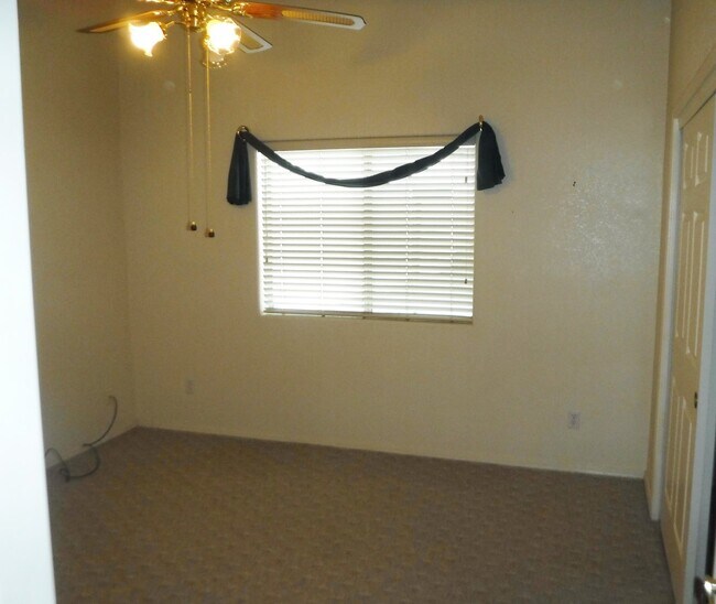 Building Photo - Beautiful 3bdrm-2ba in Mesa