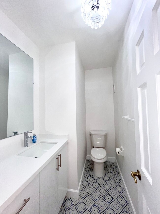 Photo - Large Updated 1 Bedroom 1.5 Bath Condo - S...