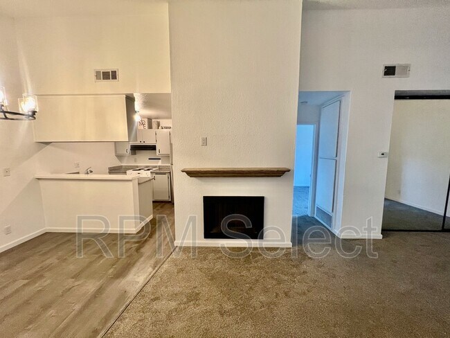 Foto del edificio - 5460 Concord Blvd