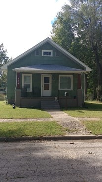 Front - 604 W 3rd Ave