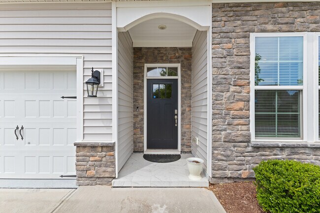 Foto del edificio - 1204 Nichols Creek Rd