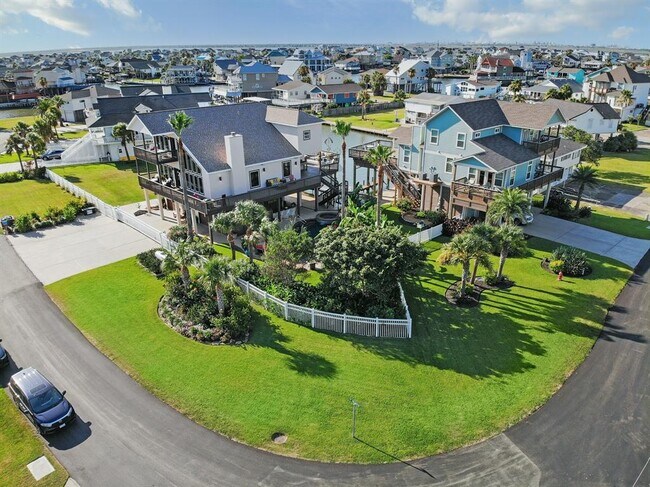 Foto del edificio - 1406 Palmetto Dr