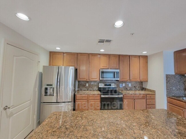 Foto del edificio - 808 3rd Ave W