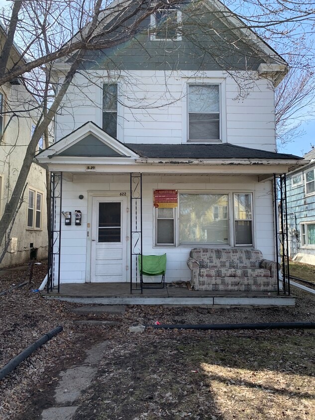 Exterior - 622 Erie St SE