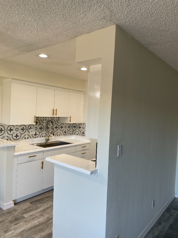 Foto principal - 17951 Roscoe Blvd