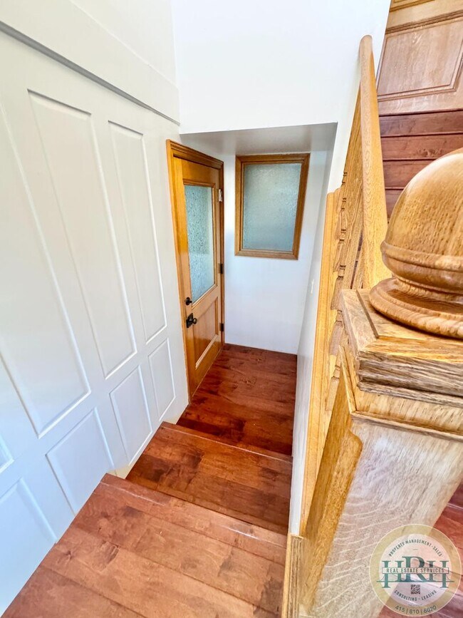 Building Photo - Huge Spacious 1BR|1BA loft in Lower Haight
