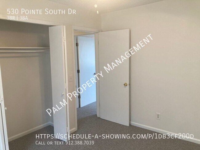 Foto del edificio - 530 Pointe S Dr