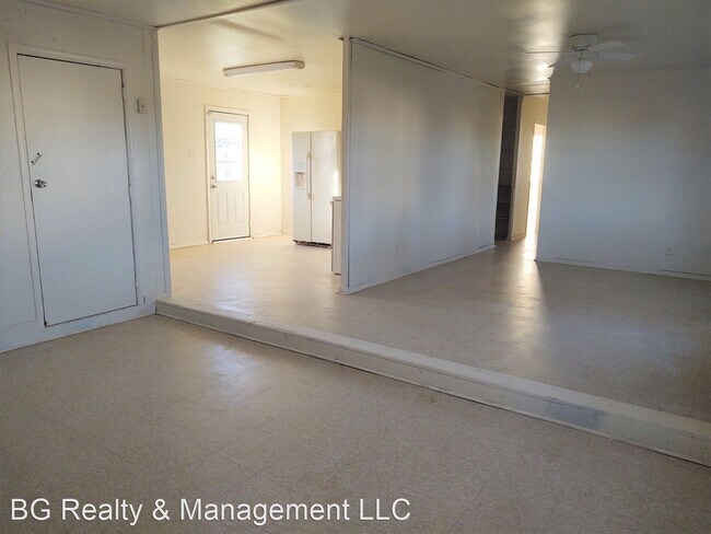 Building Photo - 3 br, 1 bath House - 901 Priscilla Lane