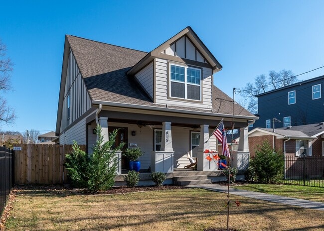 Building Photo - 815 Lischey Ave
