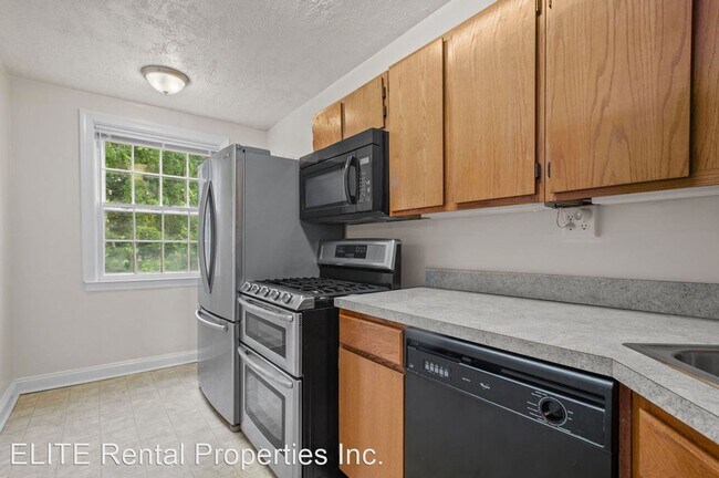Foto del edificio - 3 br, 1.5 bath House - 7655 Woodcrest Ave.
