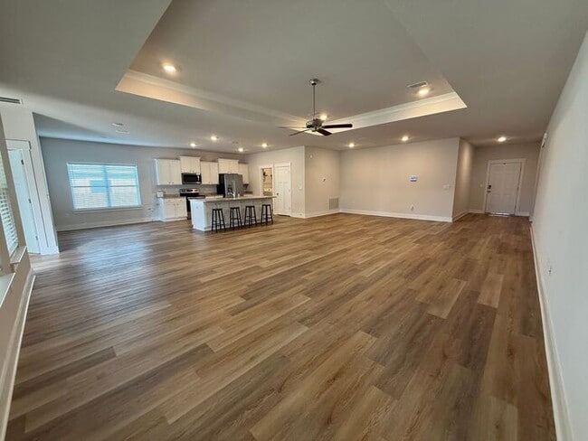 Foto del edificio - Pensacola - Kaheeley Ridge - 4 bedroom, 3 bathroom - lawn care included