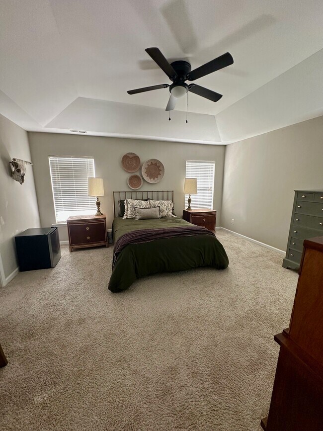 Building Photo - 809 Roni Ct