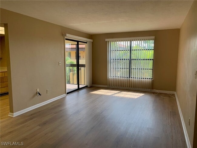 Building Photo - 6142 Whiskey Creek Dr