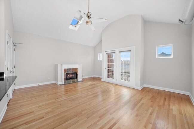 Foto del edificio - 2324 W Harrison St