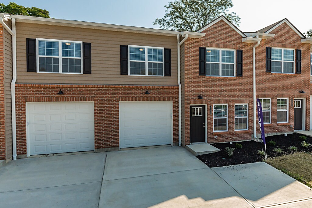 1996 Terrace Ct, Florence, KY 41042 Townhome Rentals in Florence KY