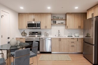 Building Photo - Village at Montclair