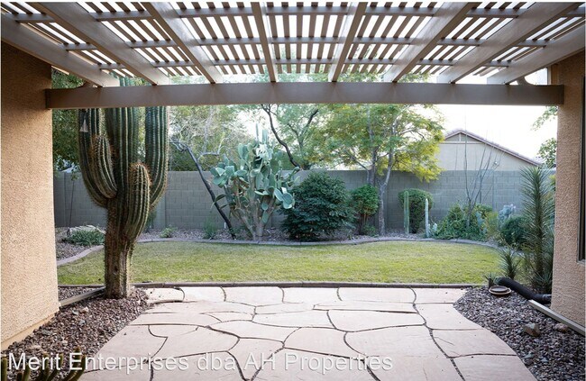 Building Photo - 3 br, 2 bath House - 3555 W MAGELLAN DR