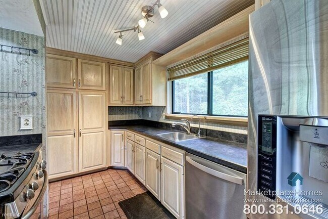 Foto del edificio - 9 Edgewood Cir