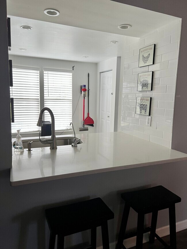 3345 Canton Ct, Dumfries, VA 22026 Townhome Rentals in Dumfries VA