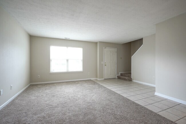 Foto del edificio - 14931 Silver Thorne Way