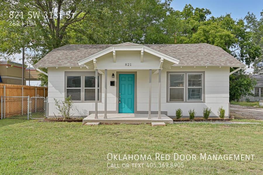 Foto principal - 821 SW 31st St