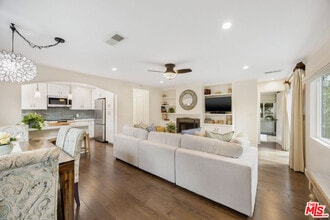 Building Photo - 1039 26th St