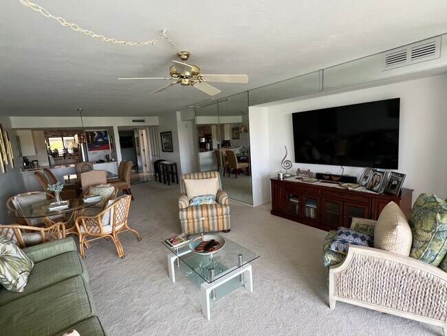 Foto del edificio - SOUTHWEST FLORIDA ACTIVE LIFESTYLE!!!!!