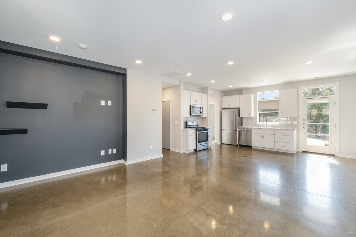 Foto principal - 2512 Colbert Dr