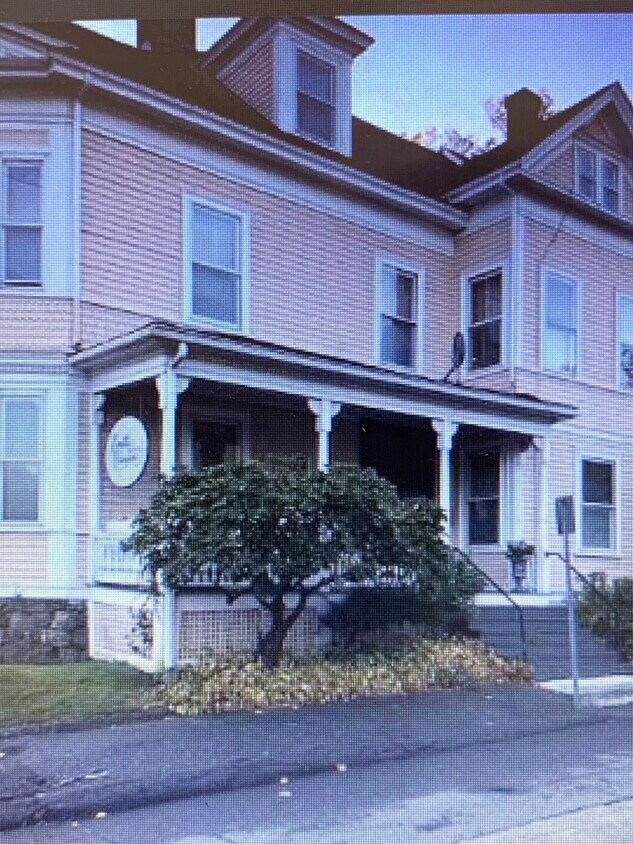 1632 Massachusetts Ave Unit 1632, Lexington, MA 02420 Apartments in