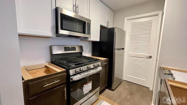 Building Photo - 263 Crosspointe Dr