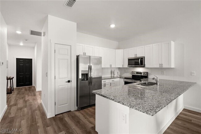 Building Photo - 4747 29th St SW