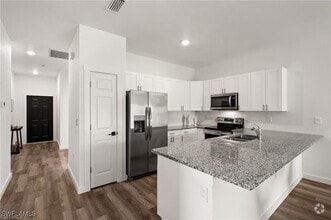 Building Photo - 4747 29th St SW