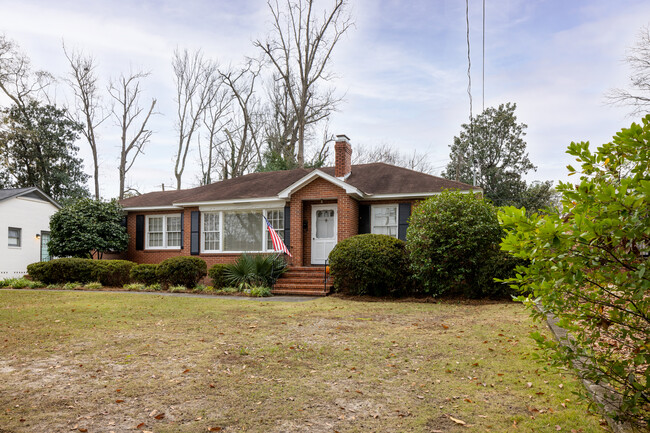 Foto del edificio - 1818 Shannon Dr