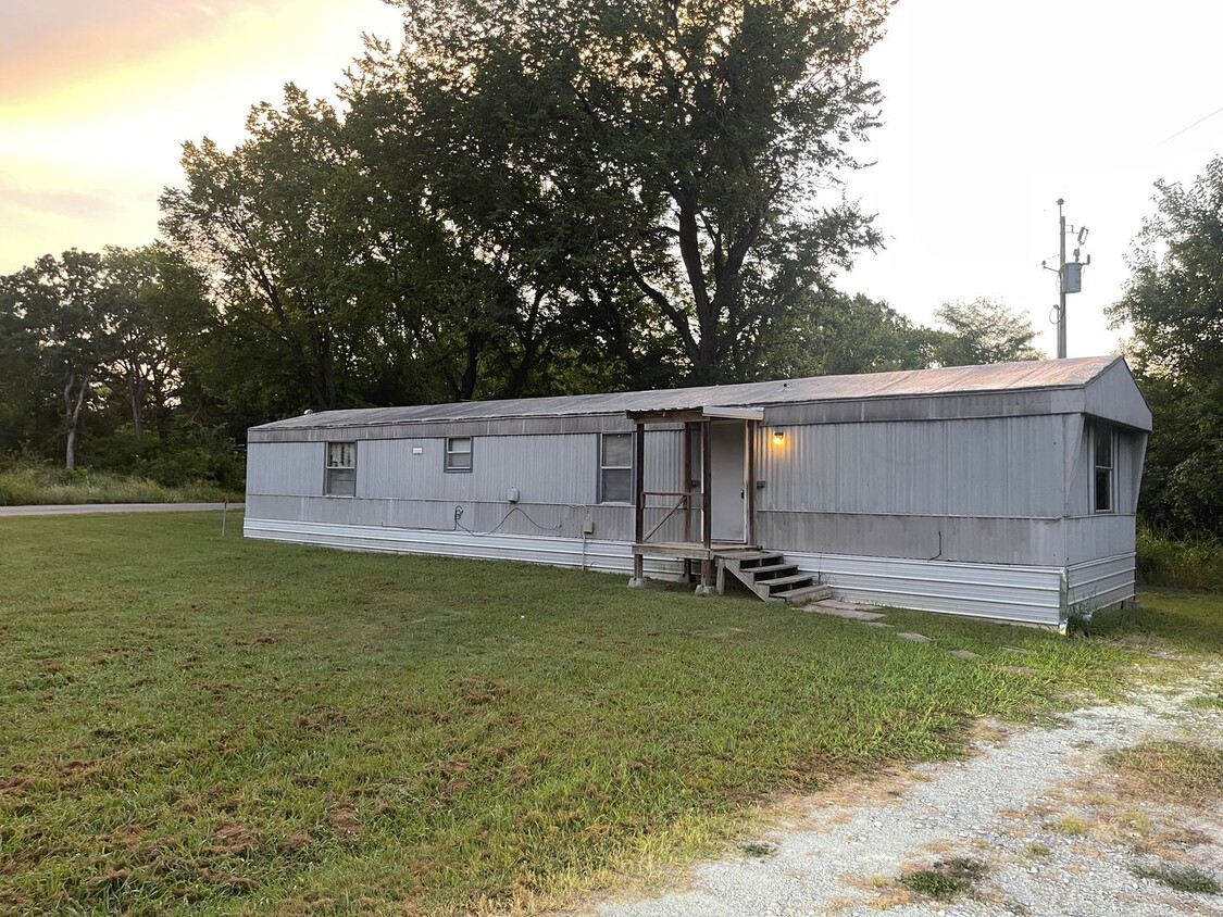 Foto principal - Country Living- 2 Bedroom 2 Bath Mobile Home