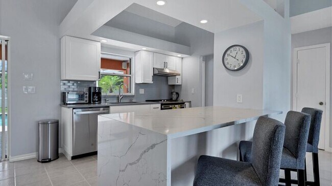 Foto del edificio - EBR7483