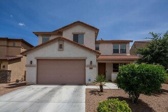 Building Photo - 717 West Camino Tunera