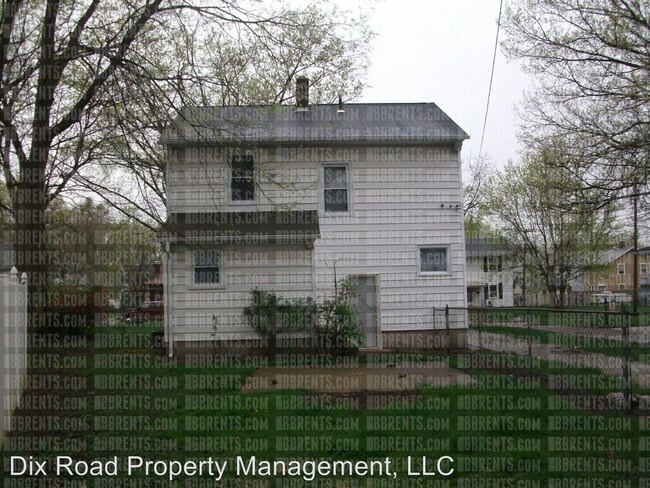 Building Photo - 3 br, 2 bath House - 411 Franklin Street,