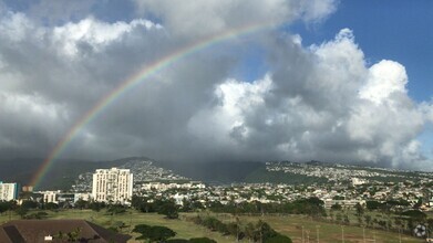 Building Photo - 2533 Ala Wai Blvd