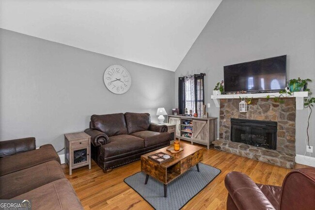 Foto del edificio - 22 Valley Creek Dr SW