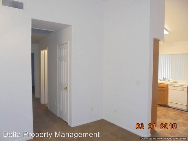 Building Photo - 3 br, 2 bath House - 7307 N Lola Ave