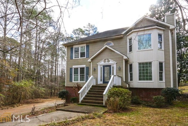 Building Photo - 325 Hillsdale Dr