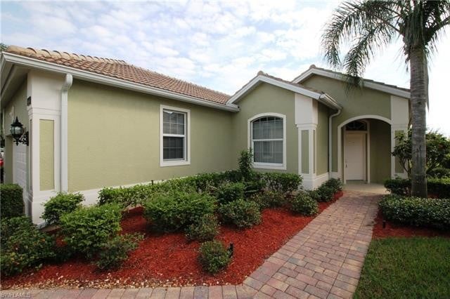 Building Photo - 4 bedroom in Naples FL 34120