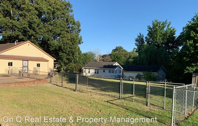 Foto del edificio - 3 br, 1.5 bath House - 1101 Turner St.