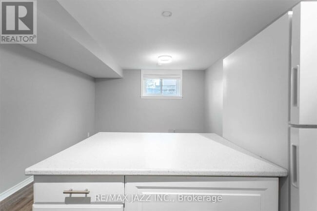 Building Photo - 38 John Scott Ave